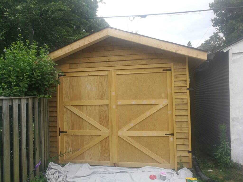 wood sidind painting job